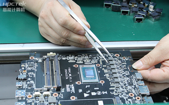 【工控科普】一片主板可以有多少路CPU？(圖1)